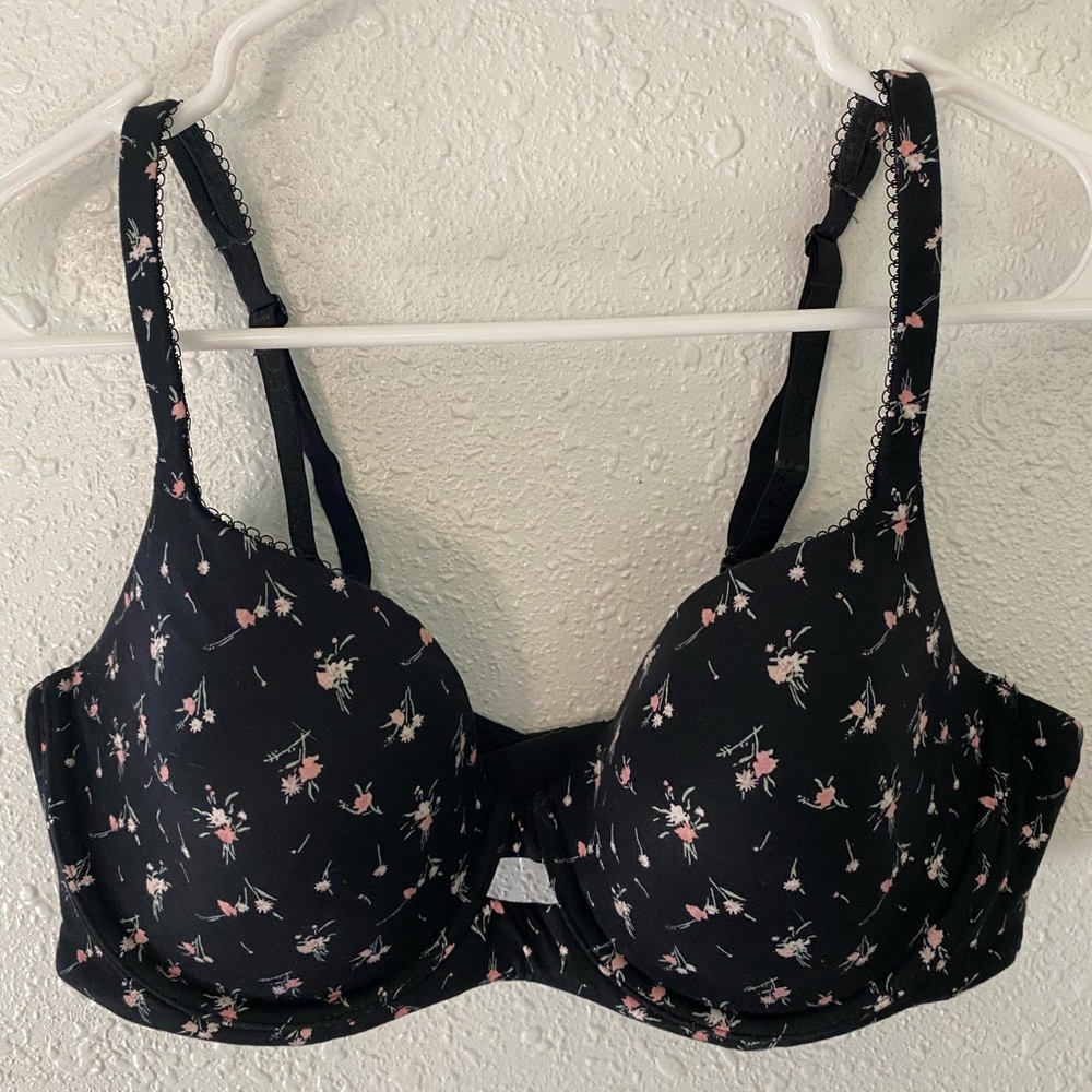 Victoria’s Secret 38C Bra